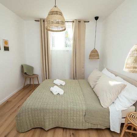 Apartmani Barbarosa Sveti Filip i Jakov Esterno foto