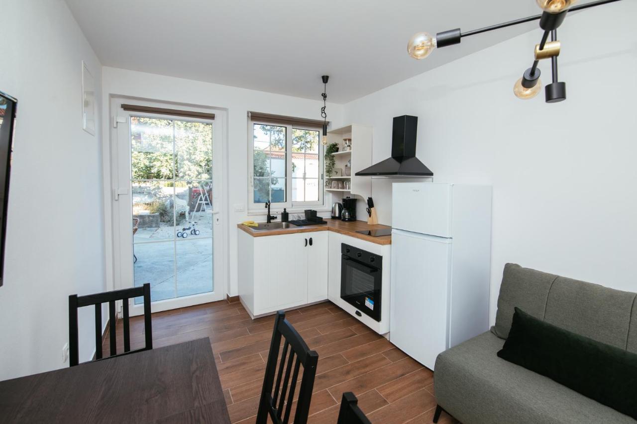 Apartmani Barbarosa Sveti Filip i Jakov Esterno foto