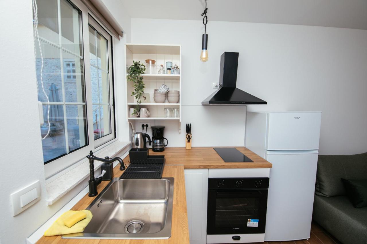 Apartmani Barbarosa Sveti Filip i Jakov Esterno foto