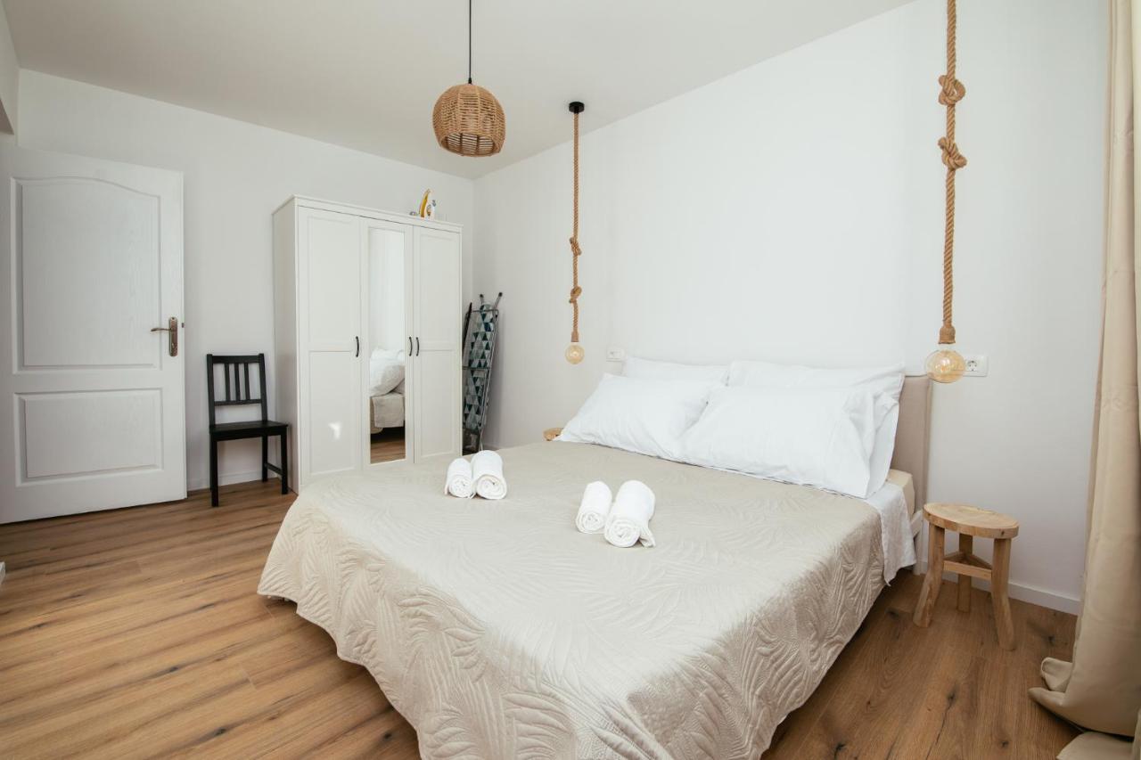 Apartmani Barbarosa Sveti Filip i Jakov Esterno foto