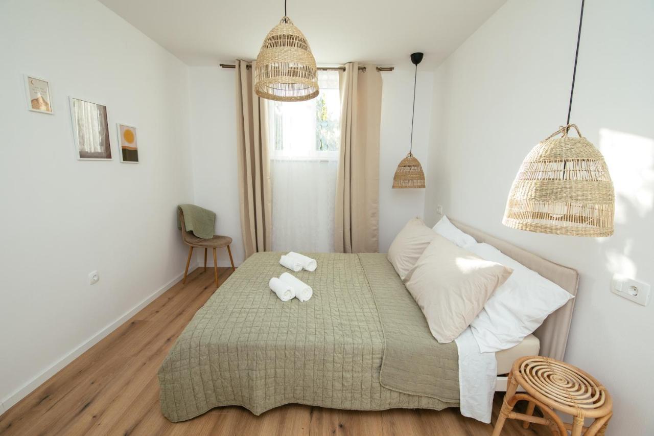 Apartmani Barbarosa Sveti Filip i Jakov Esterno foto