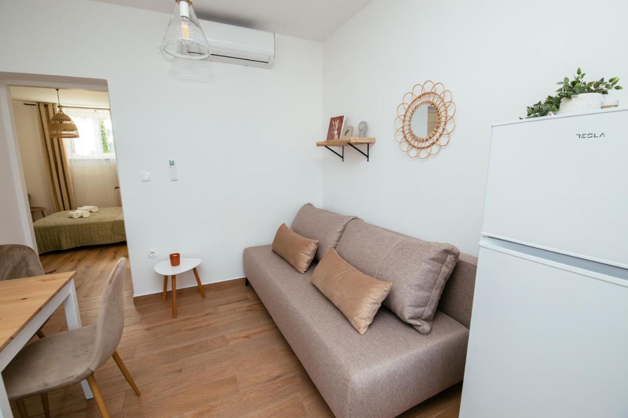 Apartmani Barbarosa Sveti Filip i Jakov Esterno foto