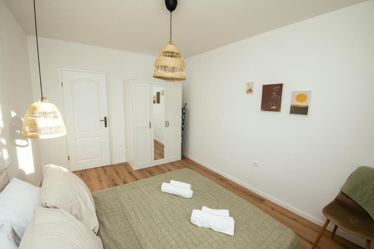 Apartmani Barbarosa Sveti Filip i Jakov Esterno foto